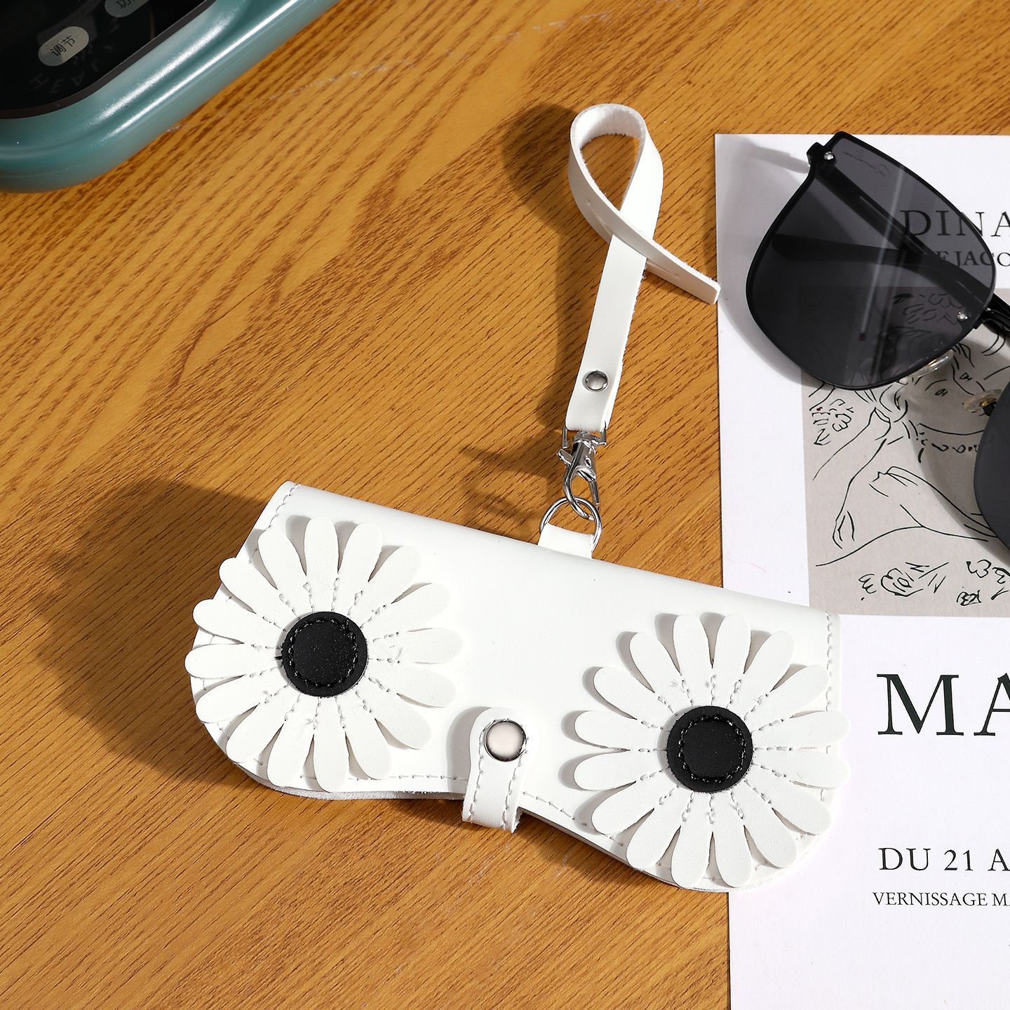 2024 nuevas gafas de sol para mujeres de alta calidad, cara pequeña, protección solar, el mismo estilo de moda, gafas de sol, gafas rojas para hombres