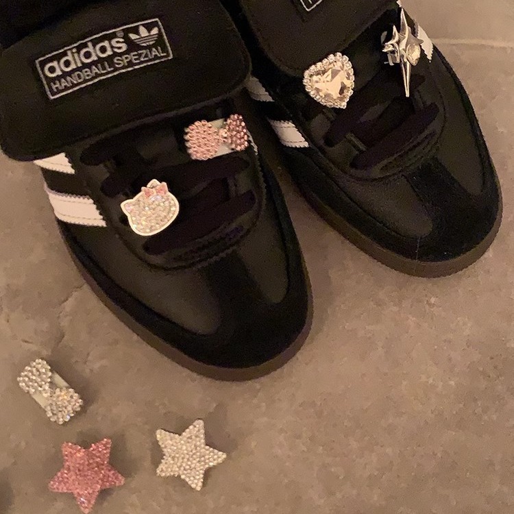 Diseño original de botones de zapatos de kitty ultra versátil DIY arco de perla decoración de flores accesorios de alta calidad desmontables