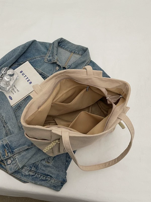Capacious demi-season shoulder bag one shoulder, for students