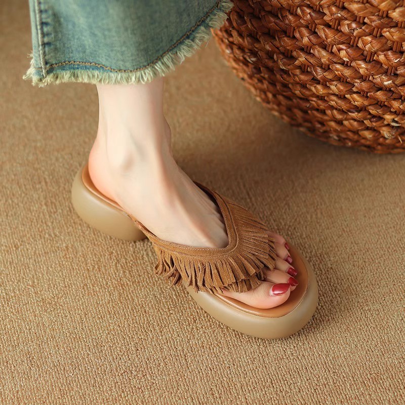 Modische Oberbekleidung, römische Hausschuhe mit dicken Sohlen, gefrostetes weiches Leder, Flip-Flop, Retro-Sandalen für Damen, dicke Plateau-Quastensandalen_voghion.com