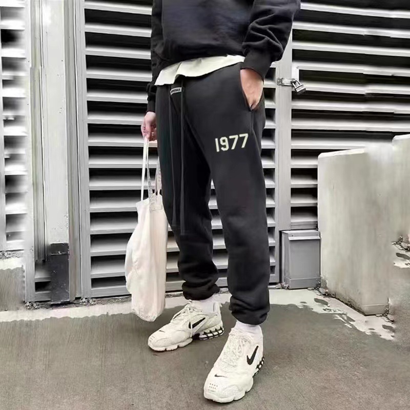 ESSENTIALS Flocked 1977 Trousers, High-Street Fashion Brand, Loose Fit, Casual Sports, Fleece Lined, High Waist