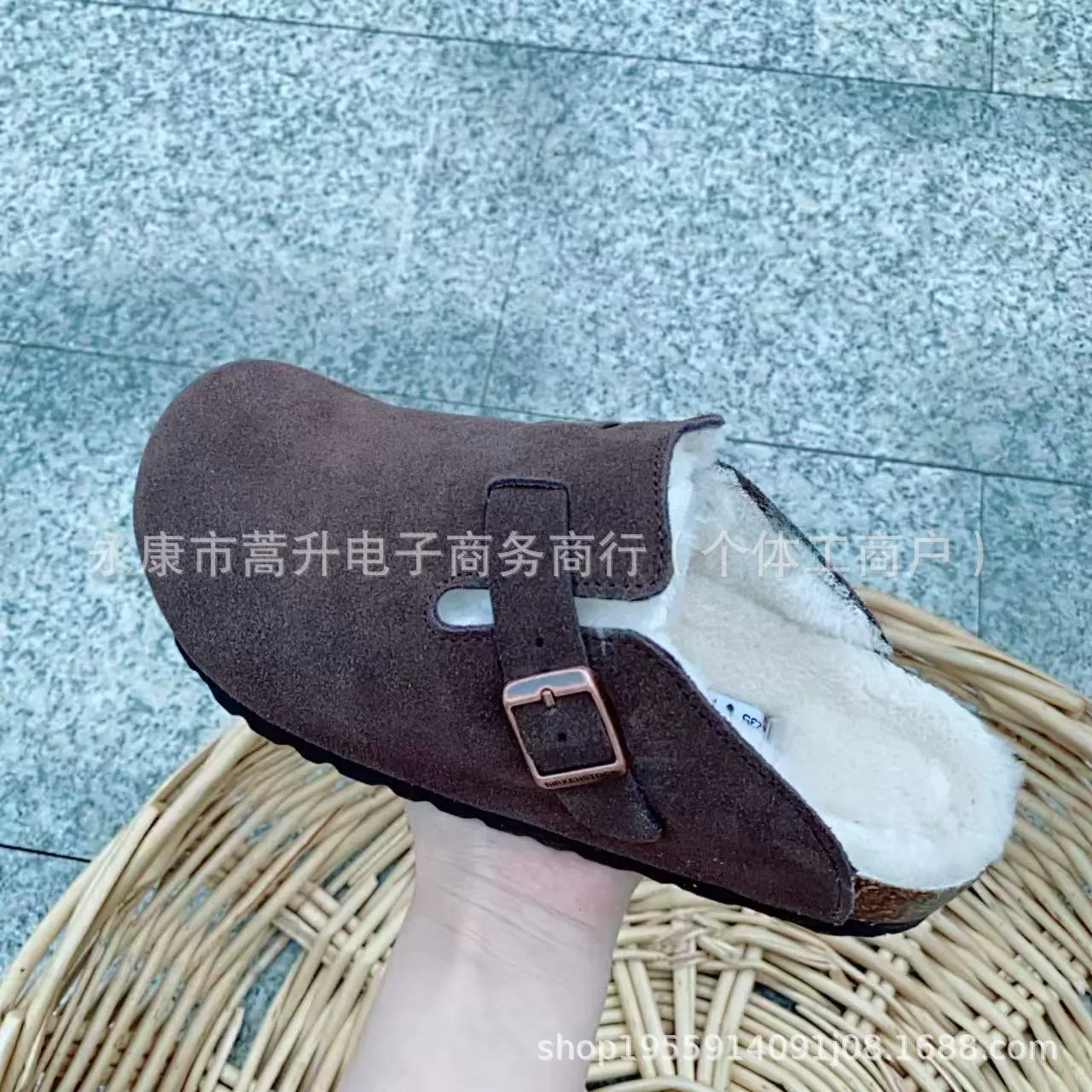 Босоножки Birkenstock плюс бархатная кожа 2025, ретро слипоны «ленивые» с толстой подошвой и закрытым носком, меховые тапочки для женщин как верхняя обувь