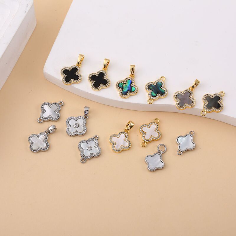 Color preserving 18K zircon edging four-leaf clover lucky grass necklace pendant diy clavicle chain pendant jewelry accessories material Color preserving 18K zircon edging four-leaf clover lucky grass necklace pendant diy clavicle chain pendant jewelry accessories material