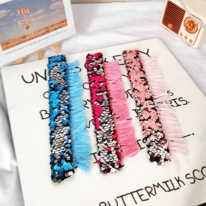 Cross-Border Lace Snap Ring Bracelet, Reflective Color-Changing Retro Style Wristband, Pvc Toy Wrist Strap, Trendy Hot Item