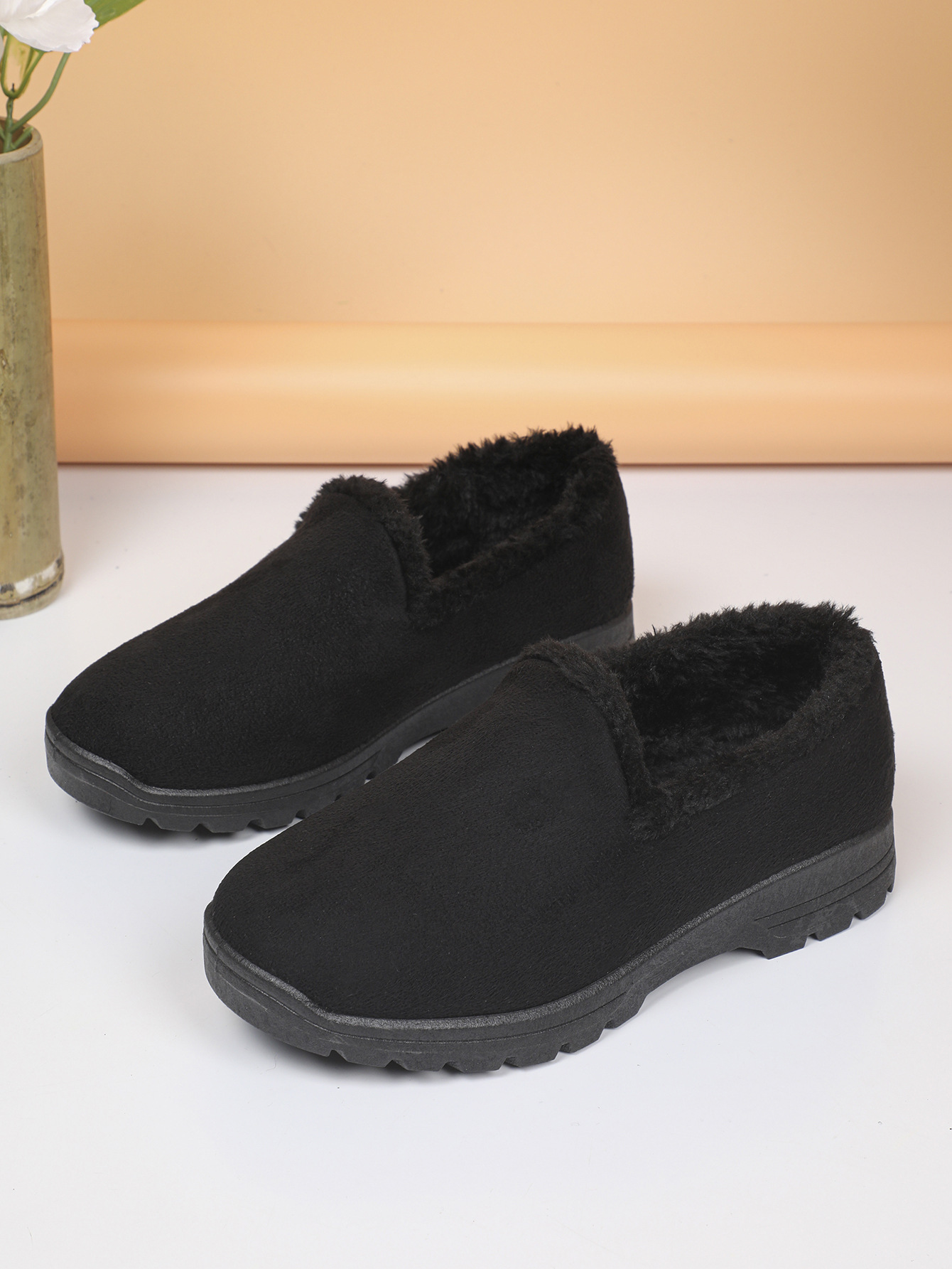 New snow cotton shoes low-top warm autumn and winter women's cotton shoes bean shoes fashion slip-on comfortable soft bottom snow_voghion.com