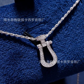 项链;戒指;手链