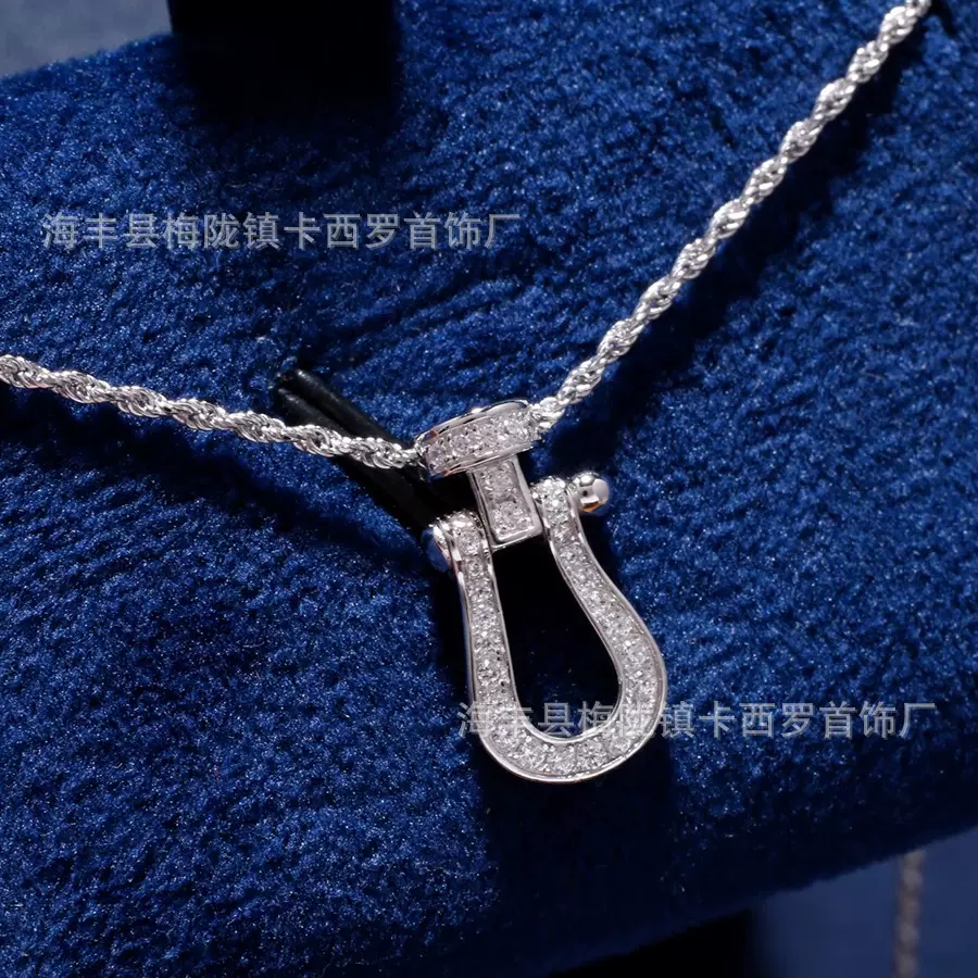 费家高定版马蹄扣项链女升级钻石U型系列粗版麻花镀18K锁骨链闪