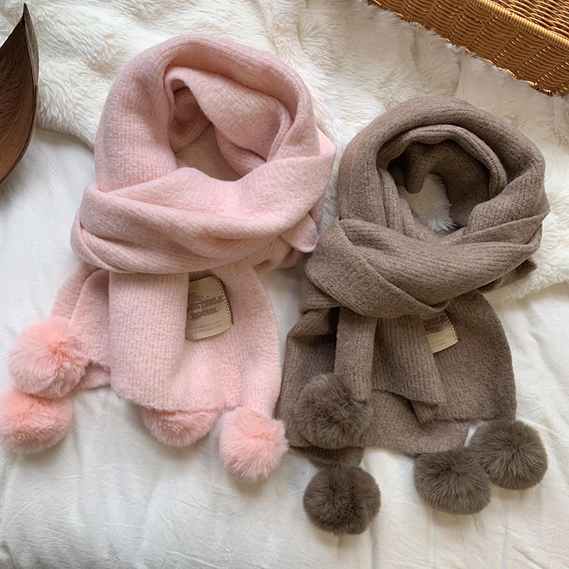 Bufandas coreanas 2025 nueva bufandas de Navidad lana tienda suave viento imitación de cashmere bufandas de bola de lana al por mayor