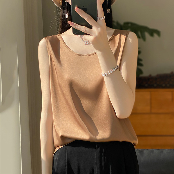 summer short solid color vest sleevless with a round collar