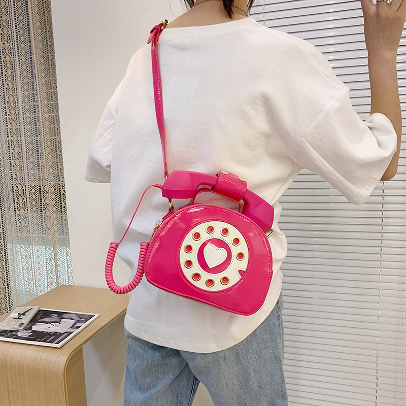 Medium Pu Leather Fashion Shoulder Bags display picture 79