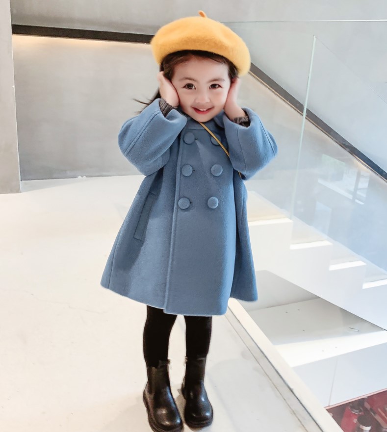 Elegant Solid Color Polyester Girls Outerwear display picture 2