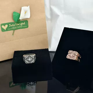 925银刻花十字架戒指男女中古小众设计时尚百搭个性情侣款指环ins