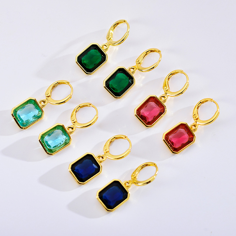 Retro Rectangle Metal Inlay Zircon Women's Drop Earrings display picture 2