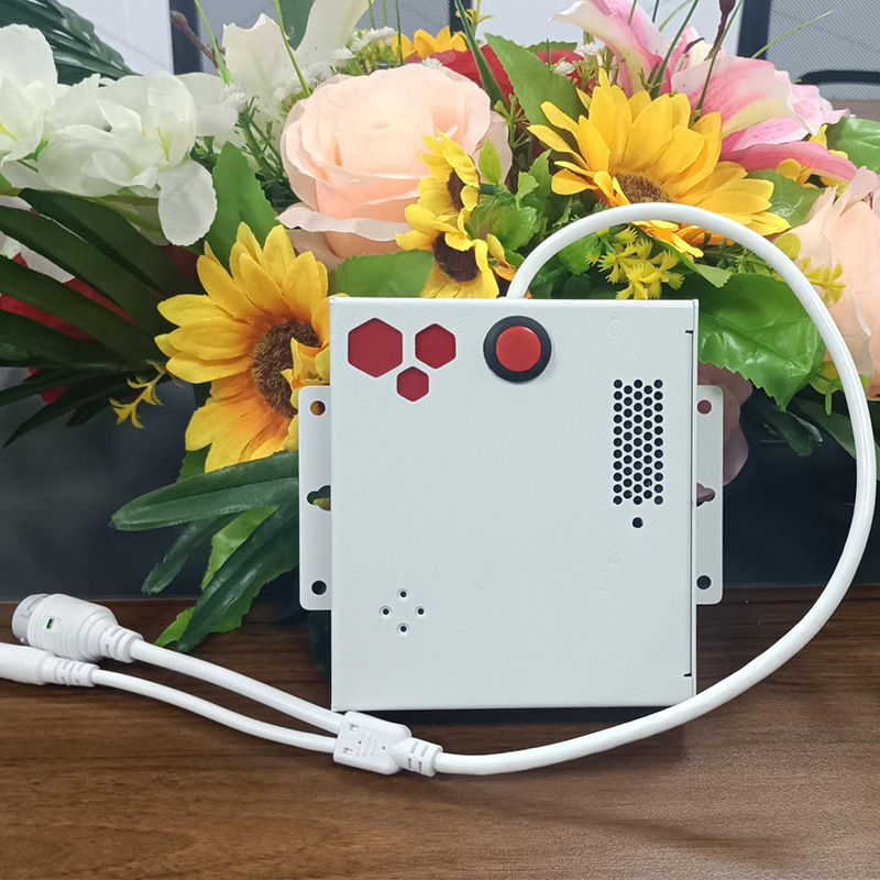 平安校园AI声音安防卫士 高中操场角落欺凌者威胁AI语音识别系统