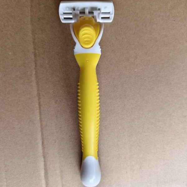 6 layers of yellow (naked goods without packaging)