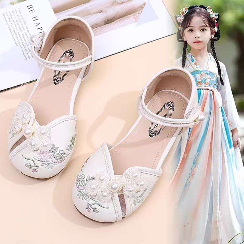 Zapatos Hanfu para niñas Sandalias de princesa de estilo occidental Baotou para niños 2025 verano nuevo estilo niña zapatos individuales zapatos de cuero bordados marea image 3