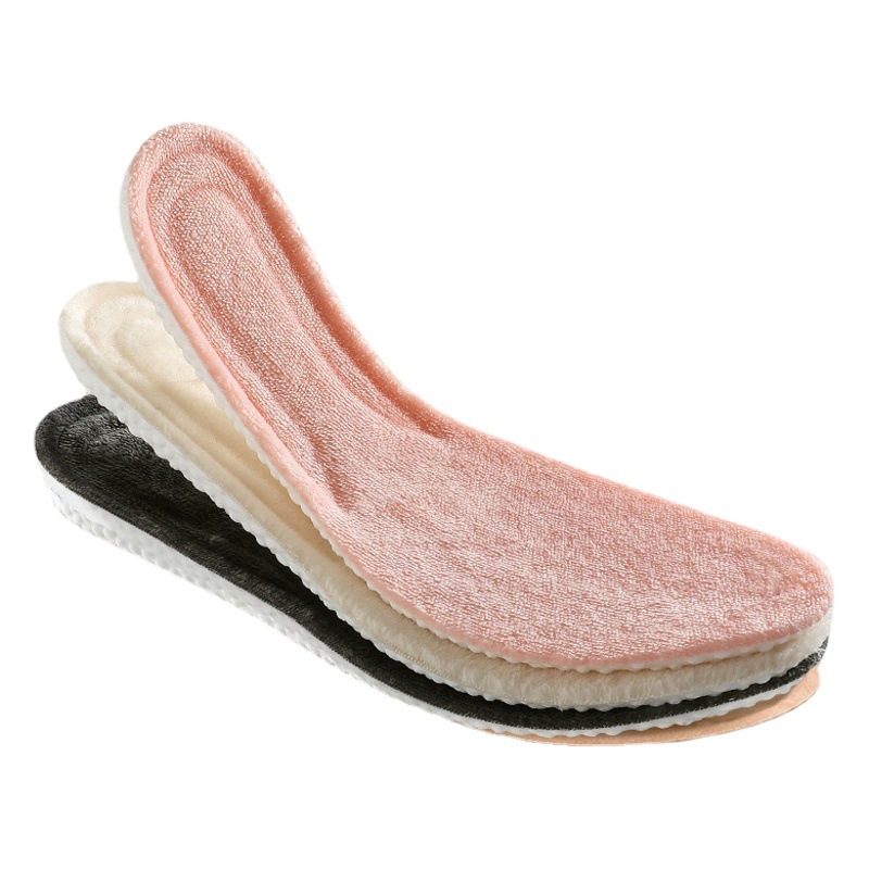 Las plantillas deportivas Boost están forradas de vellón, son gruesas, cálidas, totalmente acolchadas, antibacterianas, sin olores, cómodas, transpirables, absorbentes del sudor, adecuadas para el invierno y la nieve.