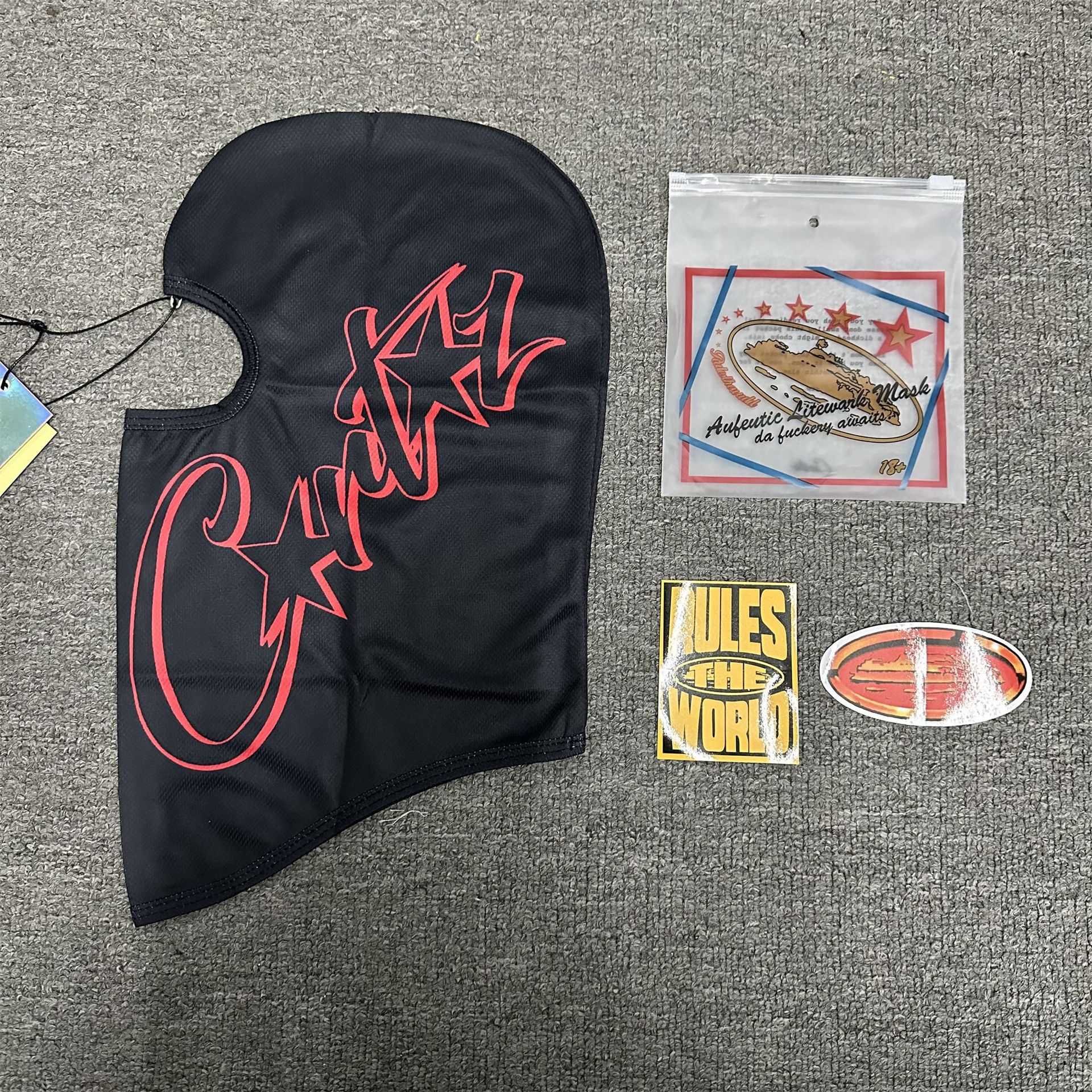 검은 스칼렛 편지