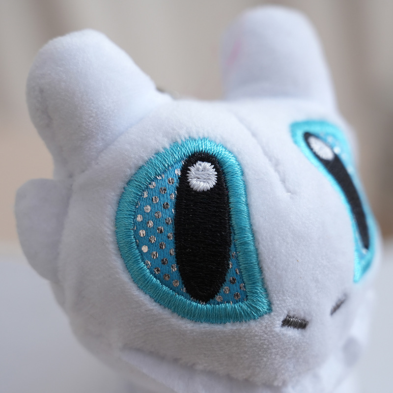 リトルフライングドラゴンぬいぐるみクリエイティブかわいい黒と白のリトルフライングドラゴンぬいぐるみ車のルーフペンダント子供の人形ギフト|undefined