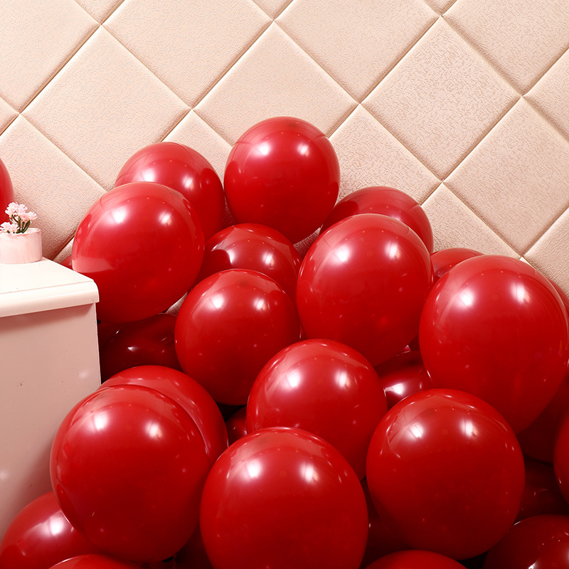 Creative wedding room decoration, romantic 10-inch 1.8g single-layer gem red balloon decoration with pomegranate red balloons