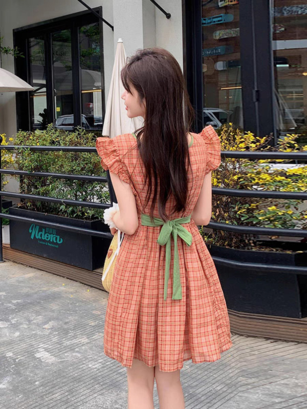 小さなフライングスリーブチェック柄ドレス女性の夏の 2025 新しいフレンチレトロリボン小柄なデザインスカート|undefined