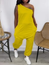 D 15179 Oblique Neckline Pocket Loose Jumpsuit ����������