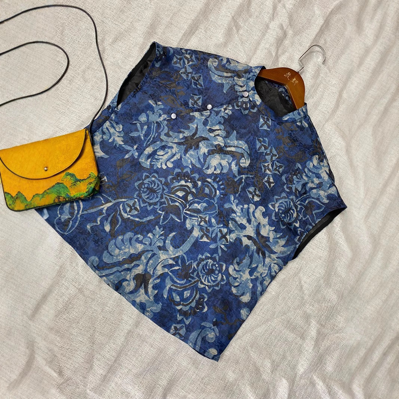 Shunde Xiangyunsha Blue and White Porcelain New Chinoiserie Shirt for Women Summer New Chinoiserie Retro Nostalgic Printed Short-Sleeved T-Shirt Shunde Xiangyunsha Blue and White Porcelain New Chinoiserie Shirt for Women Summer New Chinoiserie Retro Nostalgic Printed Short-Sleeved T-Shirt