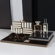 �Ӱ巿��ñ�g��������y̨Ůʿ̫��R�ֱ����ה[���b��бP�M��