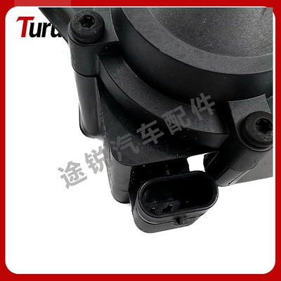 Suitable for Bmw Water pump