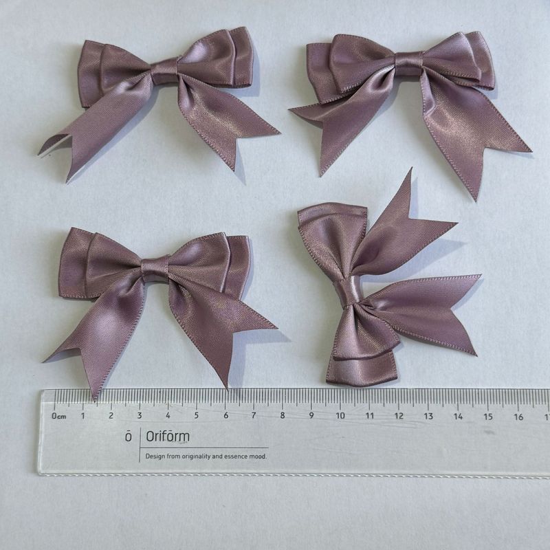 8分ポリエステルは二重のツバメの尾を持って腰の蝶結びの服装の補助材料の頭飾りを包んで手の蝶結びの現物を結びます。|undefined
