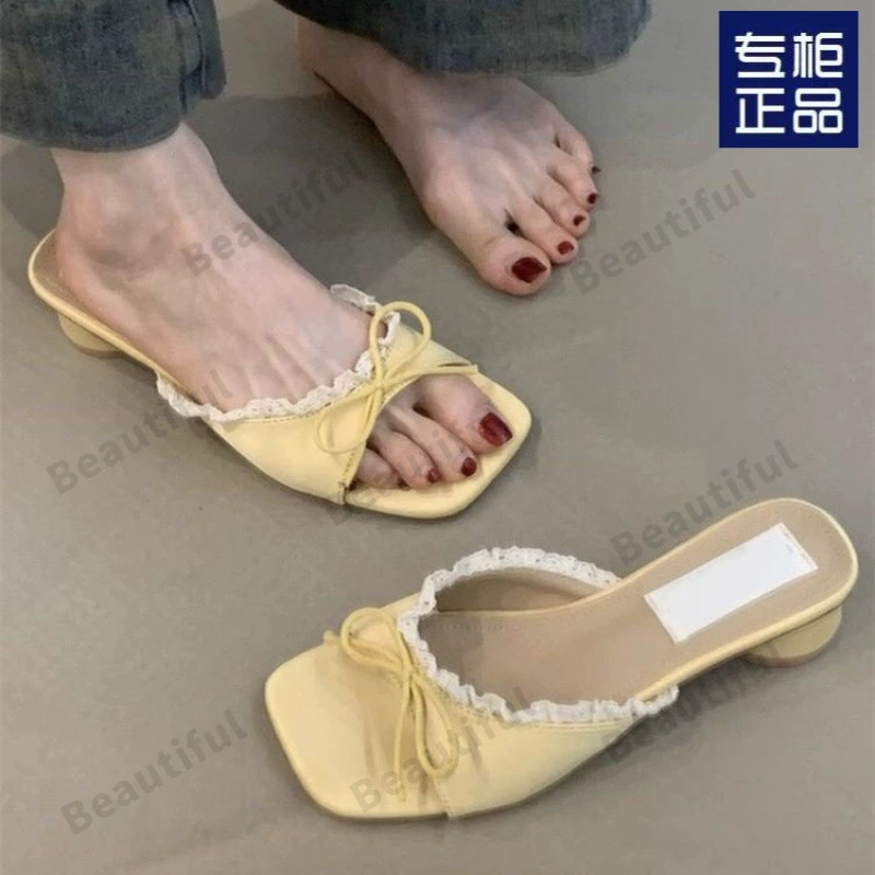 Женские босоножки на квадратном каблуке с бантом в французском стиле, летние новинки 2025 года, универсальные элегантные босоножки на массивном каблуке с удобной посадкой.