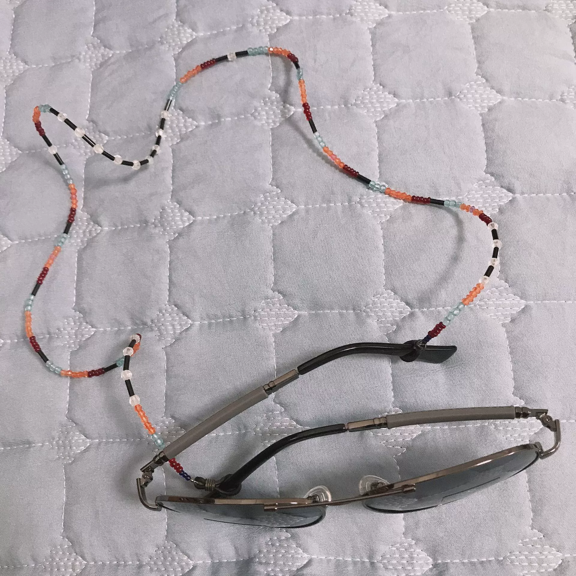 Non-slip glasses, beaded bracelet handmade
