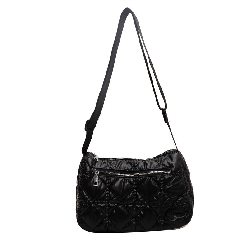 Bolsa de mujer primavera Internet celebridad Nuevo estilo coreano casual bolsa de hombro acolchada de algodón de moda todo partido de gran capacidad bolsa de mensajero al por mayor