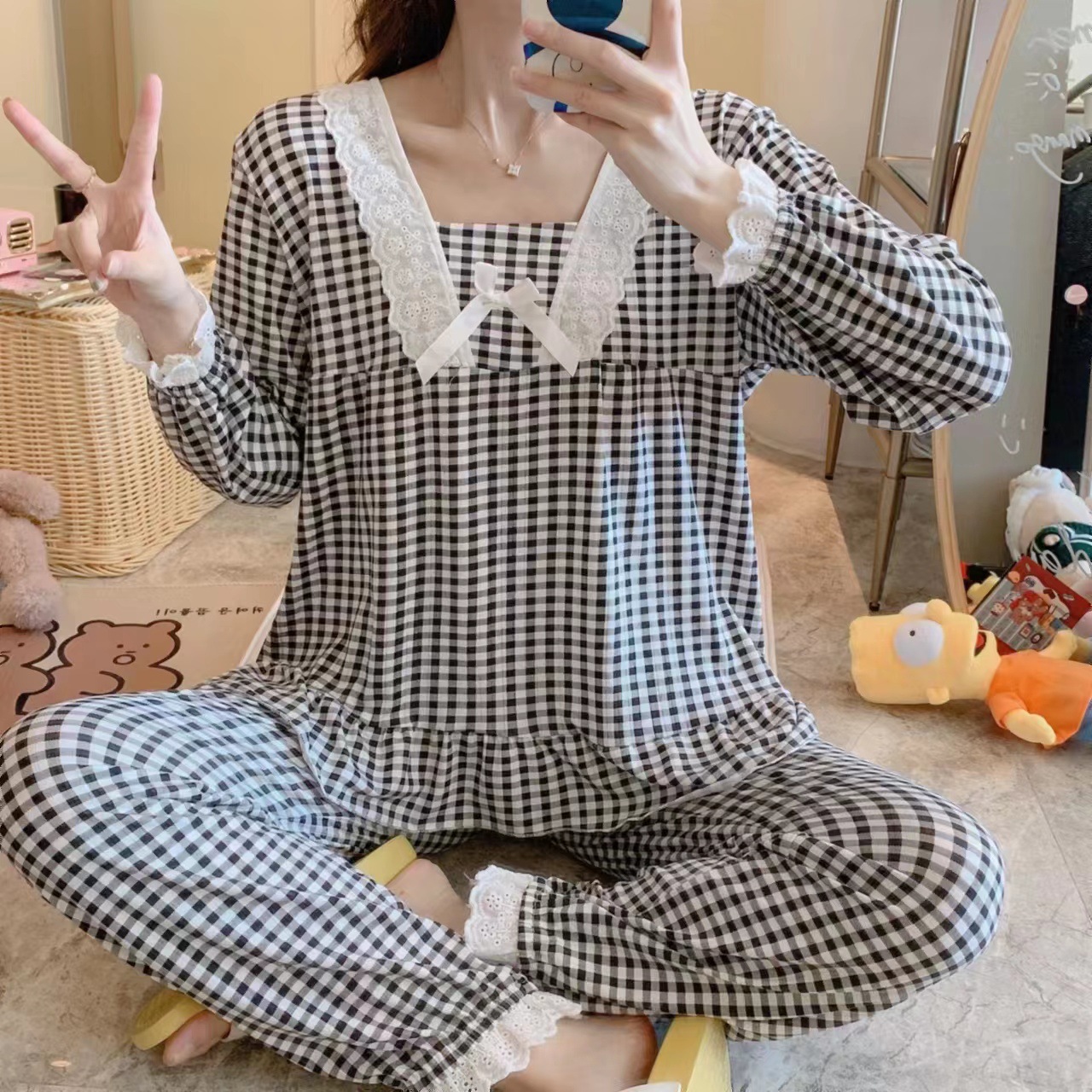 더블 길이 스퀘어 칼라 블랙 체크 무늬