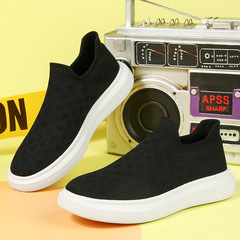 2023夏季新款跨境超輕男鞋運動休閒飛織透氣輕便跑步鞋外貿全黑襪