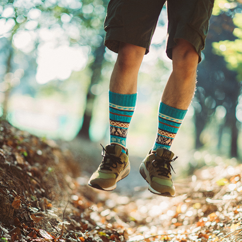 Ameikaji socks men's ins fashionable autumn and winter American workwear Red Wing retro stockings combed cotton boneless mid-calf length socks