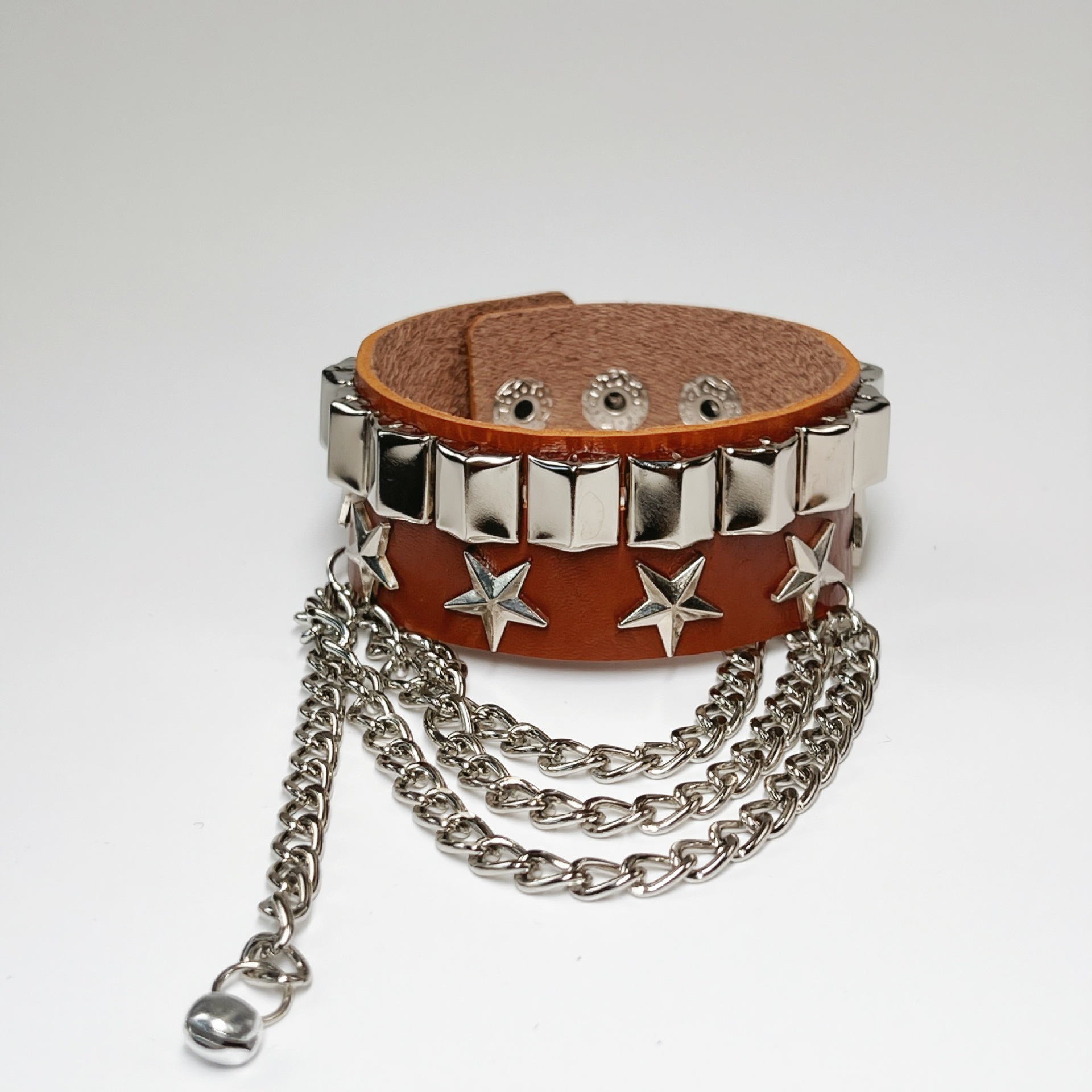 Dark brown chain clause