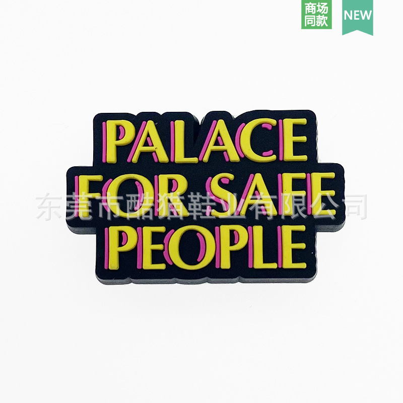 Nuevo agujero zapatos decorativos hebilla accesorios agujero zapatos flor zapato hebilla PVC dibujos animados jardín zapatos superior accesorios inglés