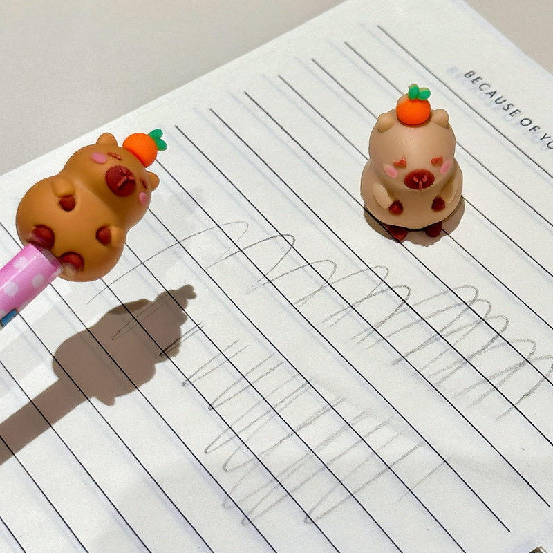 Cute Cape Set de lápices Borrador Nuevo lápiz Protección para estudiantes de escuela primaria Artículos de papelería de aprendizaje Regalos navideños