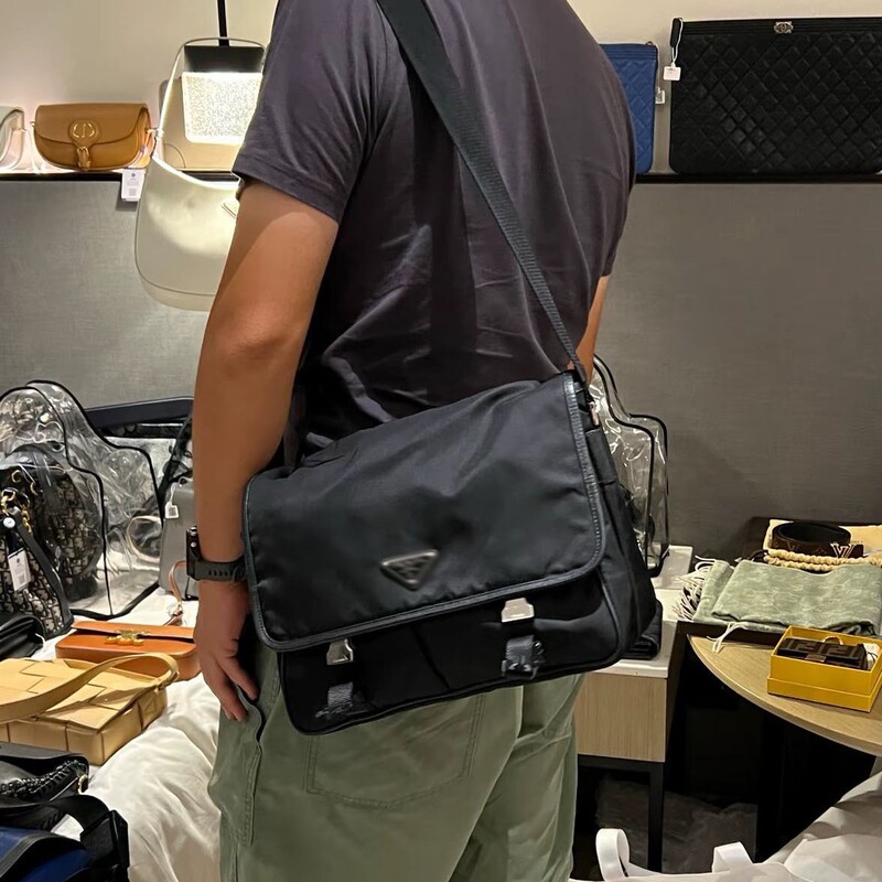 Saffiano Nylon Fabric Messenger Bag with Logo Print, Men's Crossbody Shoulder Bag, Casual and Versatile