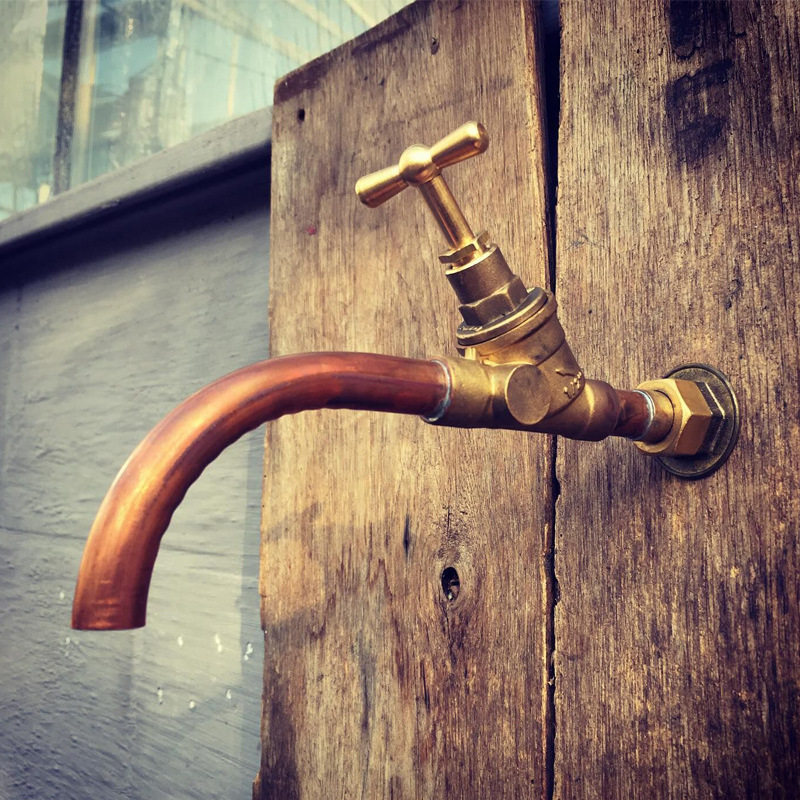 Outdoor Courtyard Industrial Style Retro Concealed Wall-Mounted Garden Concealed Extended French Hot and Cold Basin Faucet