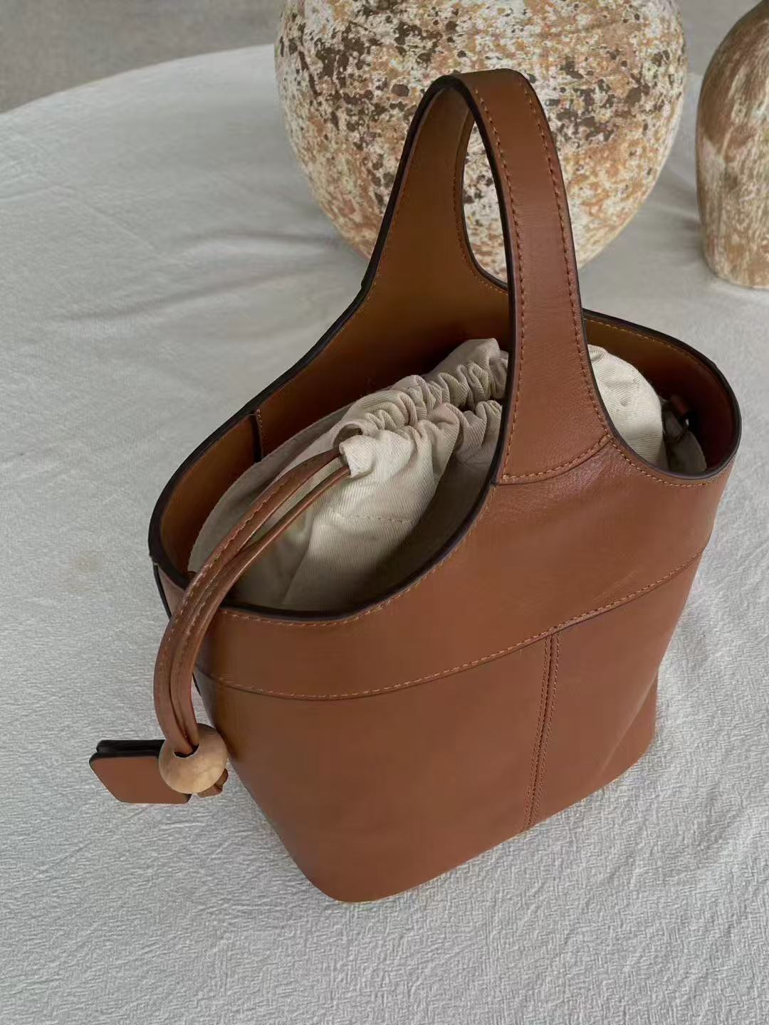 New Top Grain Cowhide Basket Bag Luxury Quiet Luxury Style Handbag Crossbody Bag Vintage Bucket Bag - Thumbnail 7
