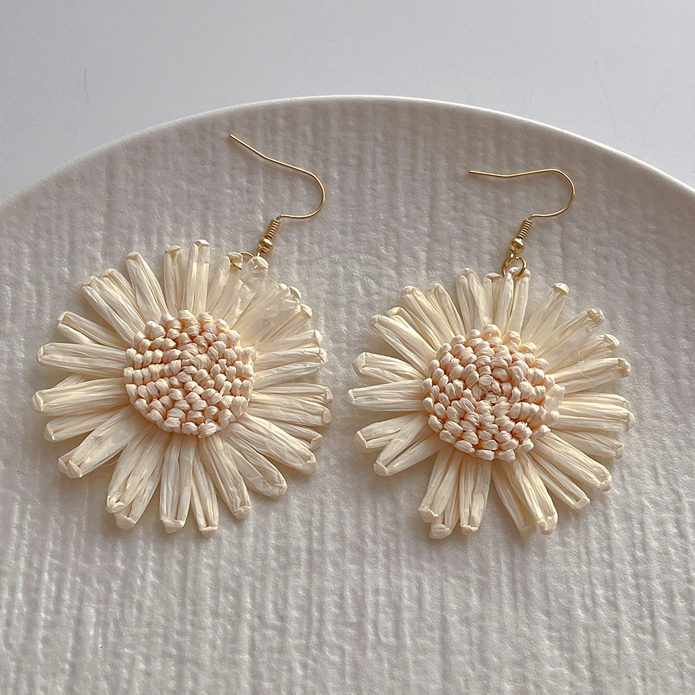 Handmade Design 1 Pair Vacation Sweet Simple Style Flower Handmade Raffia Drop Earrings