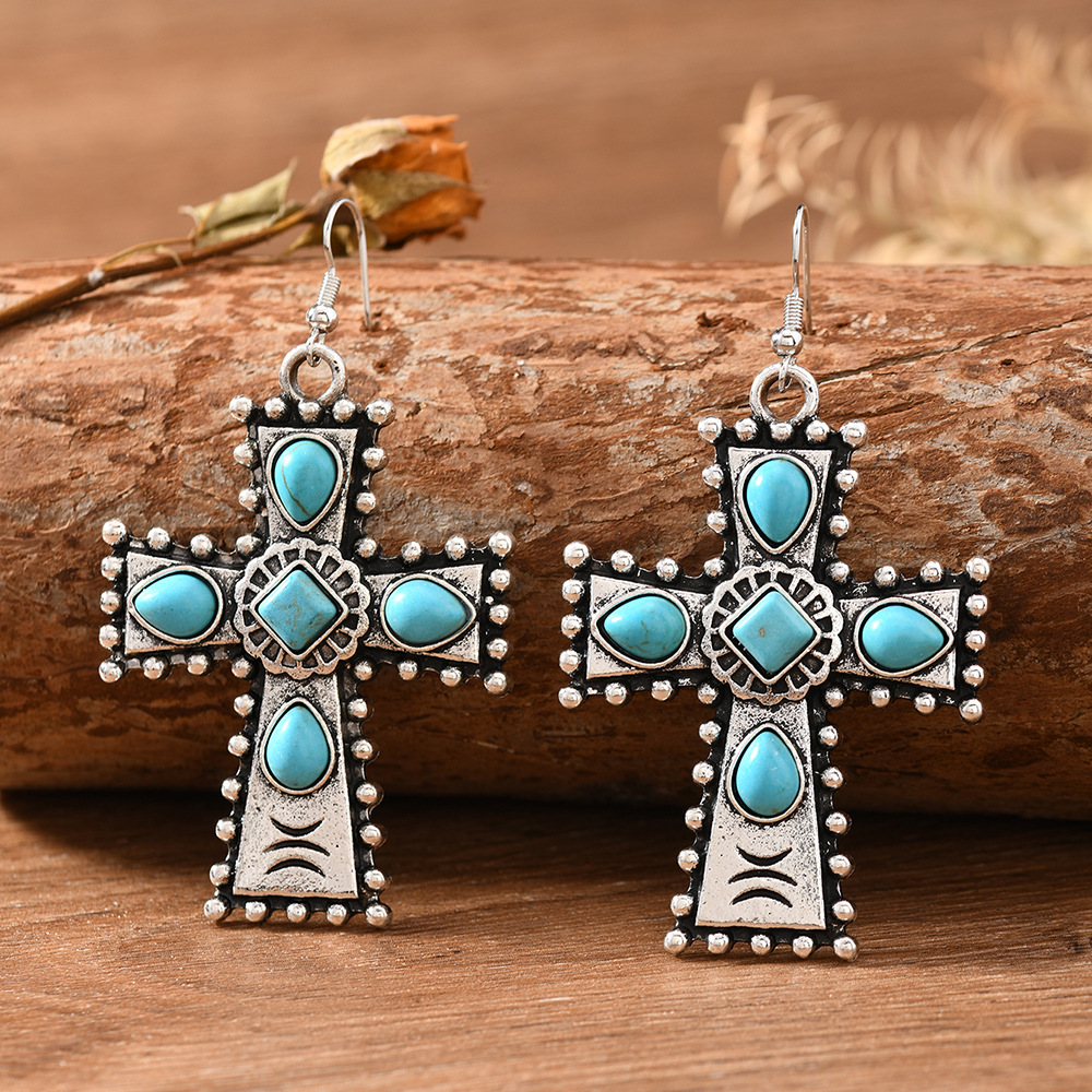 Turquoise fashionable ethnic earrings