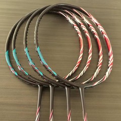 二次成形6.2無標100zz赤色全炭素バドミントンラケット一本40t中棒4u超軽量34ポンド