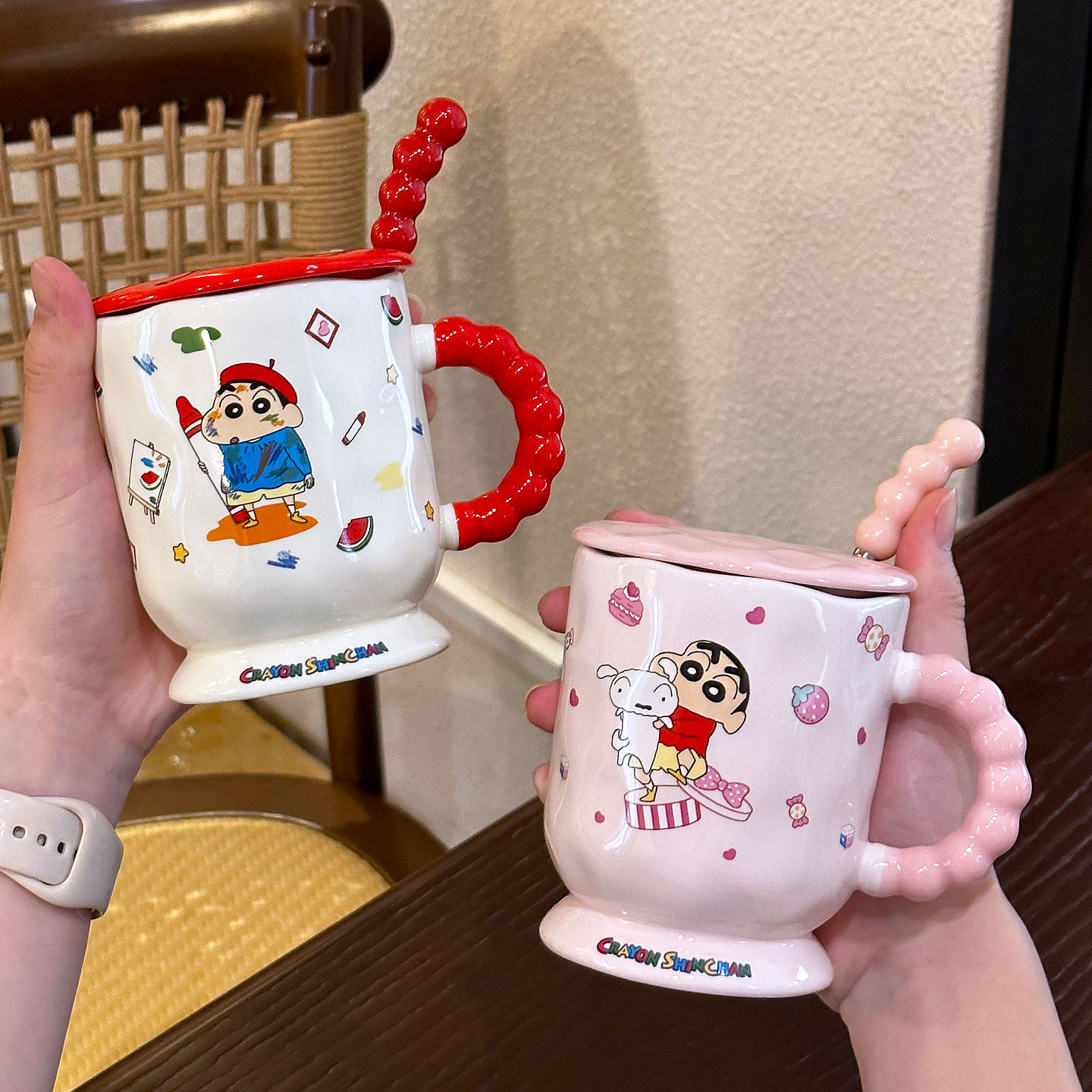 Tazas de agua de niñas lindas lápices pequeños nuevos tazas de cerámica con cubierta de cucharas tazas de café de oficina tazas de desayuno para niños