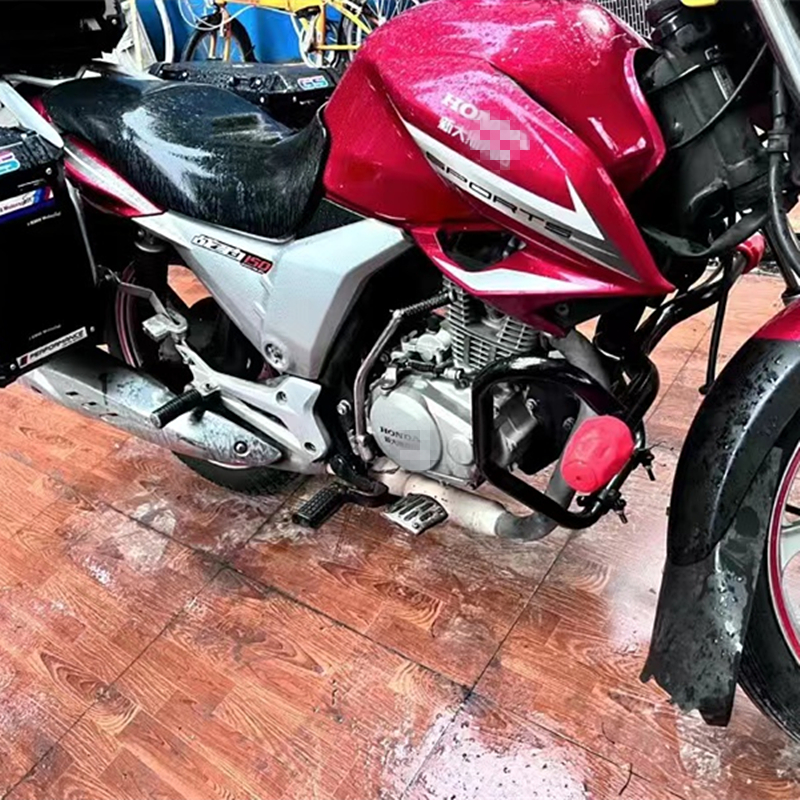 Motorcycle bumper front bumper 125.150 modified surround thickened anti-drop universal competitive anti-drop bumper