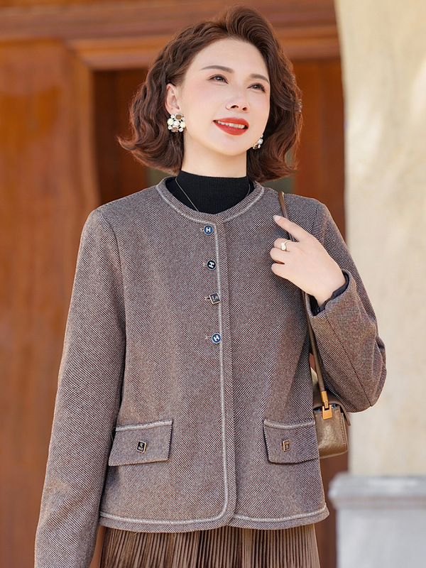 中年妈妈秋装小香风短款外套2025新款中老年女装春秋开衫夹克上衣|undefined