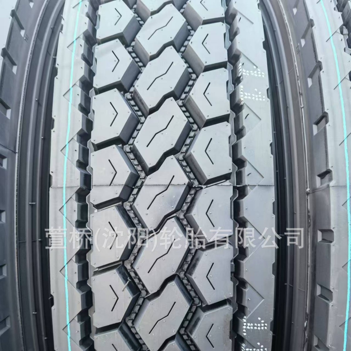 295/75R22.5卡客车轮胎