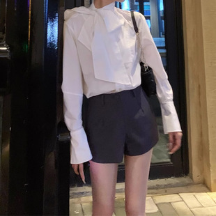 Ӣ���L�OӋ�а�ɫ�h�������Y�r��Ů���@�ݰٴ��r��